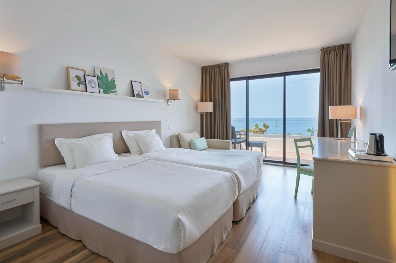 Double or Twin Room Sea View,1758584228:JPEG